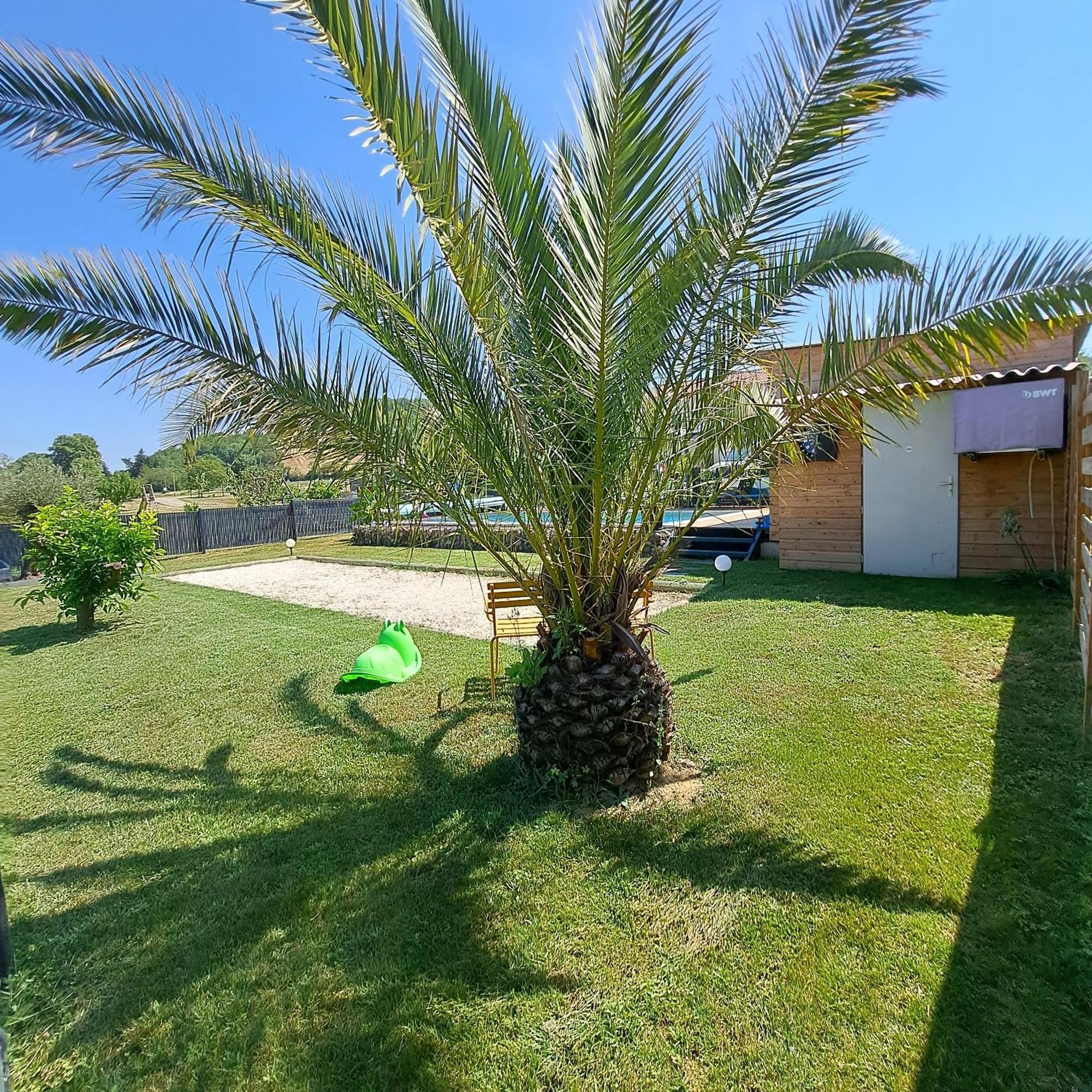 Vila Le Domaine Vesque Saint-Pierre-de-Clairac Exteriér fotografie