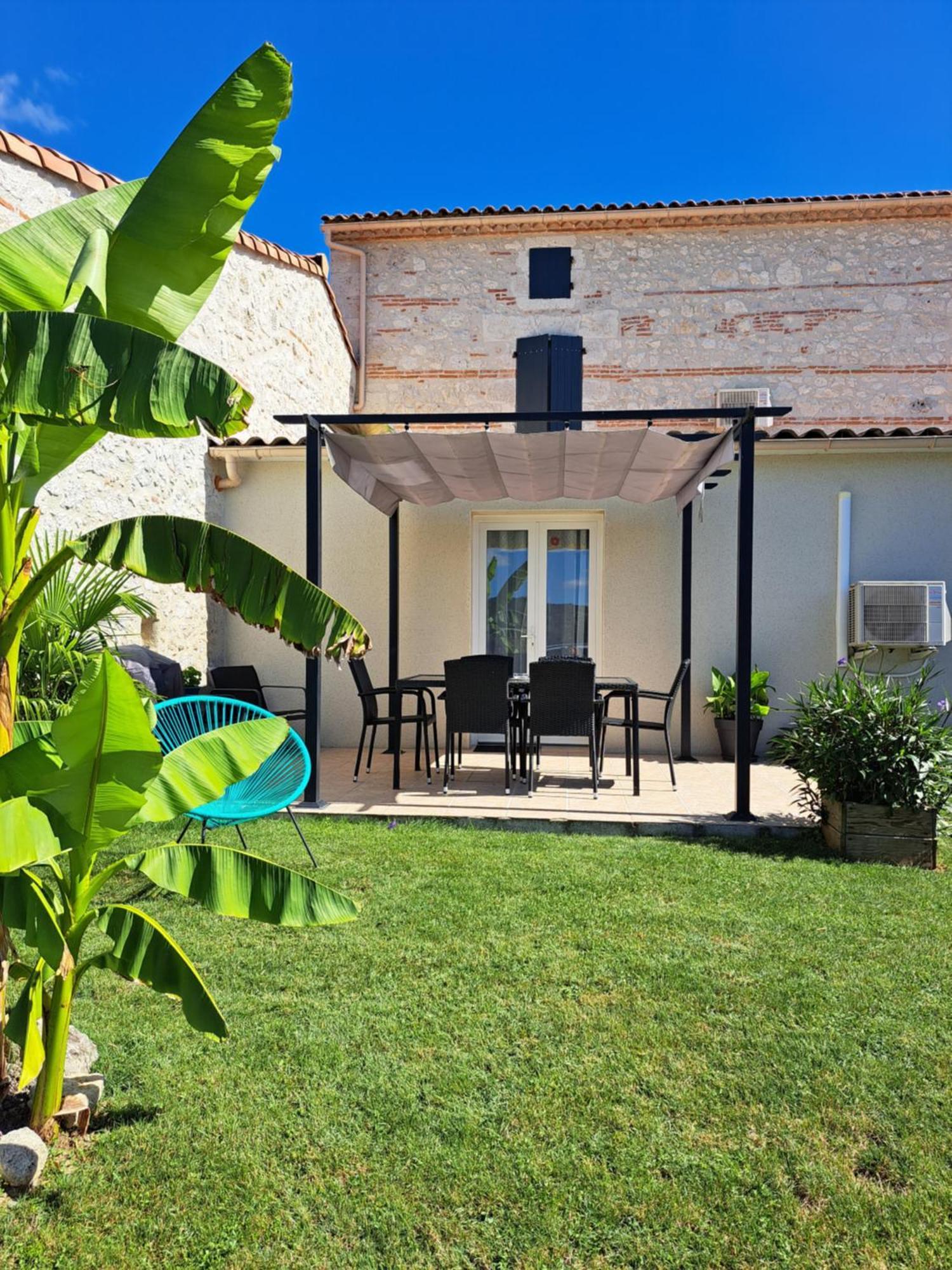 Vila Le Domaine Vesque Saint-Pierre-de-Clairac Exteriér fotografie