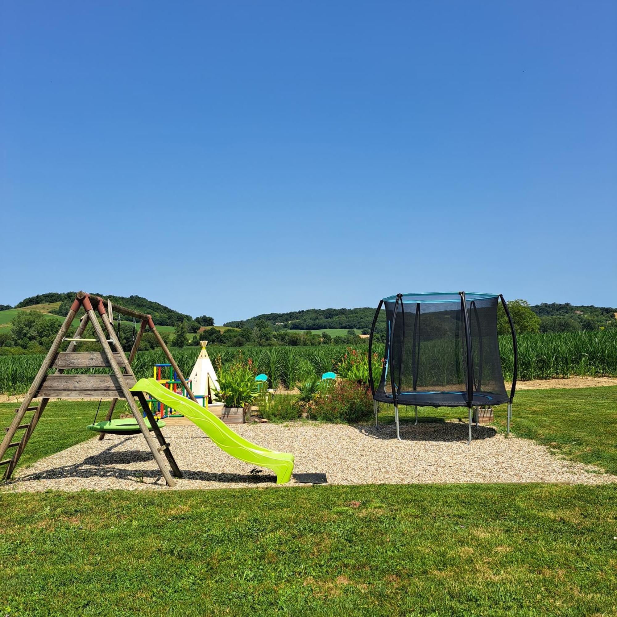 Vila Le Domaine Vesque Saint-Pierre-de-Clairac Exteriér fotografie
